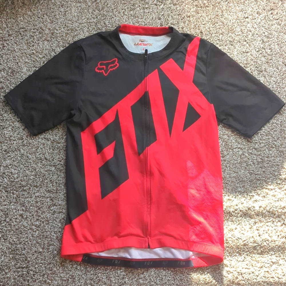 Red bike jersey size large